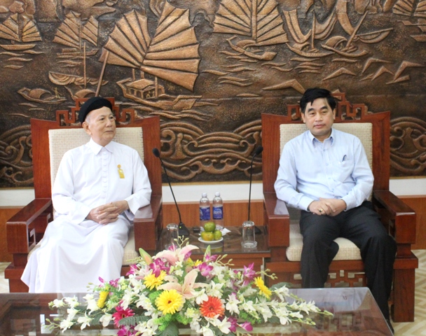 Delegation from Representative Board of the Caodai Tay Ninh Church visits Government Committee for Religious Affairs
